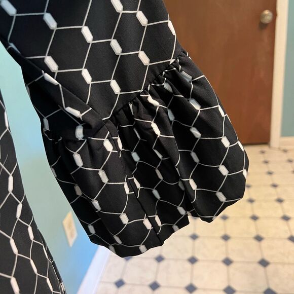 Ninety Black and White Button Down Shirt - Picture 4 of 8